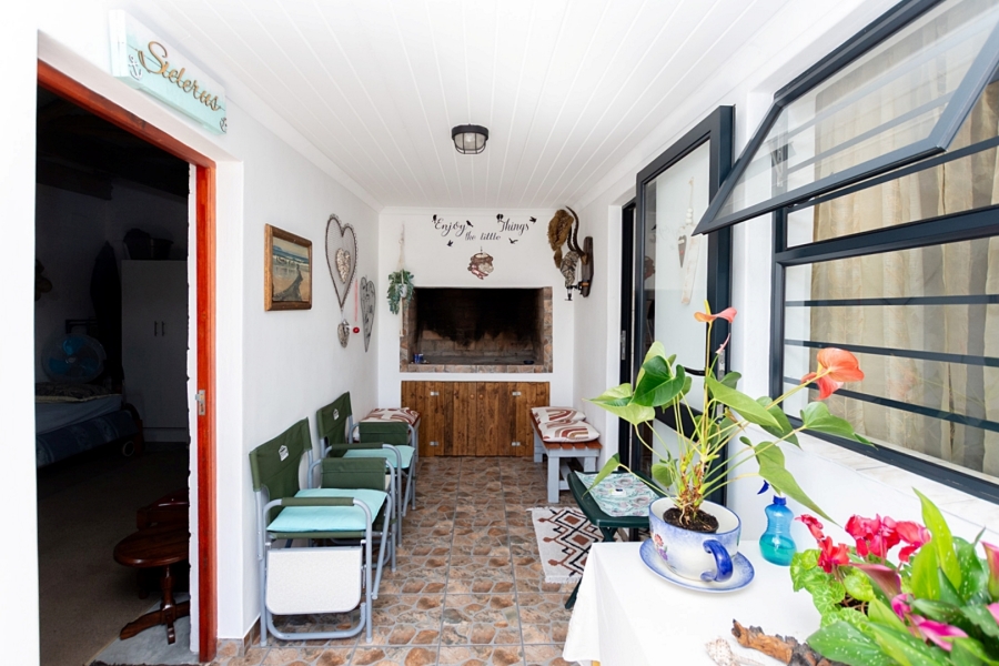 2 Bedroom Property for Sale in Laaiplek Western Cape